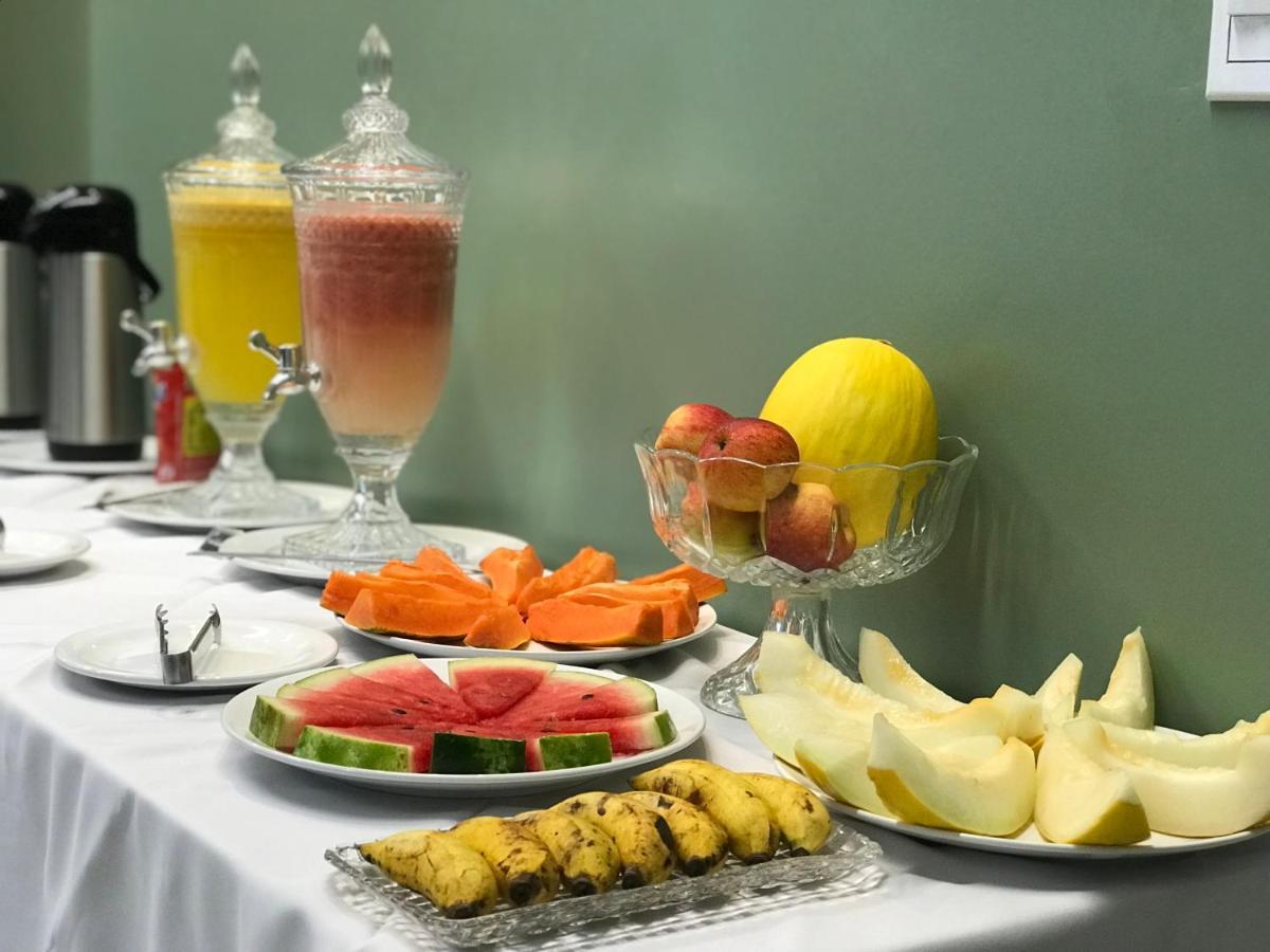 Pratico Hotel Santarém Buitenkant foto